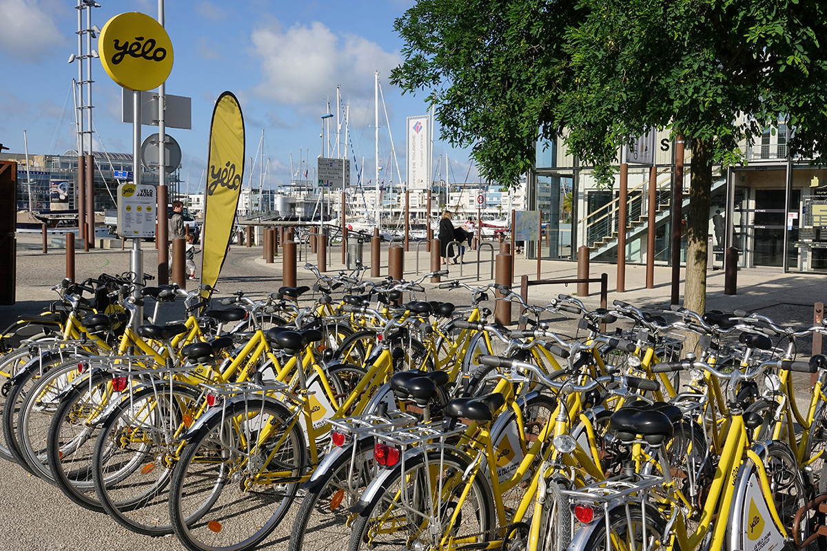 Station Yélo vélos jaunes La Rochelle