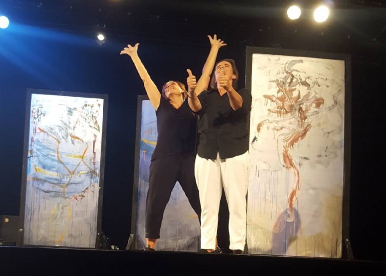 THÉÂTRE : ADÈLE EN TÊTE THÉÂTRE : ADÈLE EN TÊTE