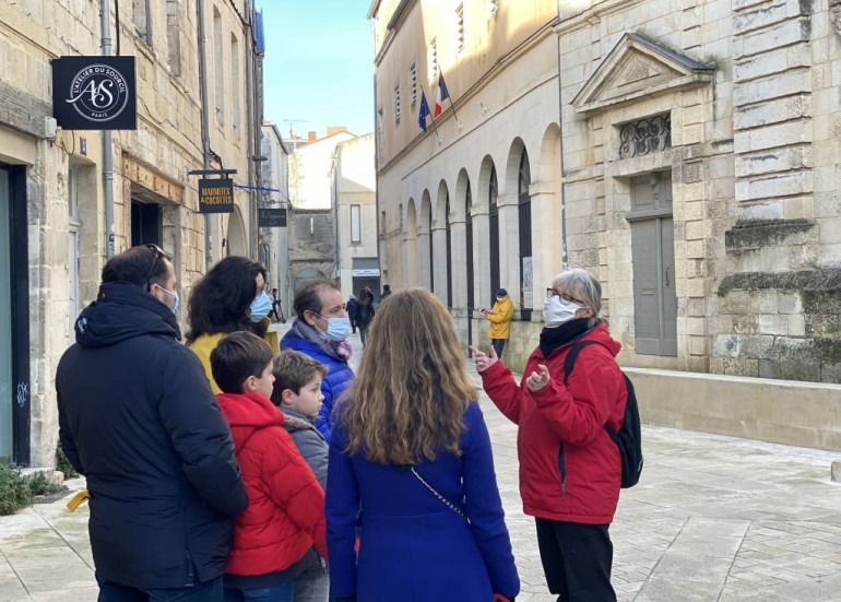 VISITES GUIDÉES PRIVÉES VISITES GUIDÉES PRIVÉES