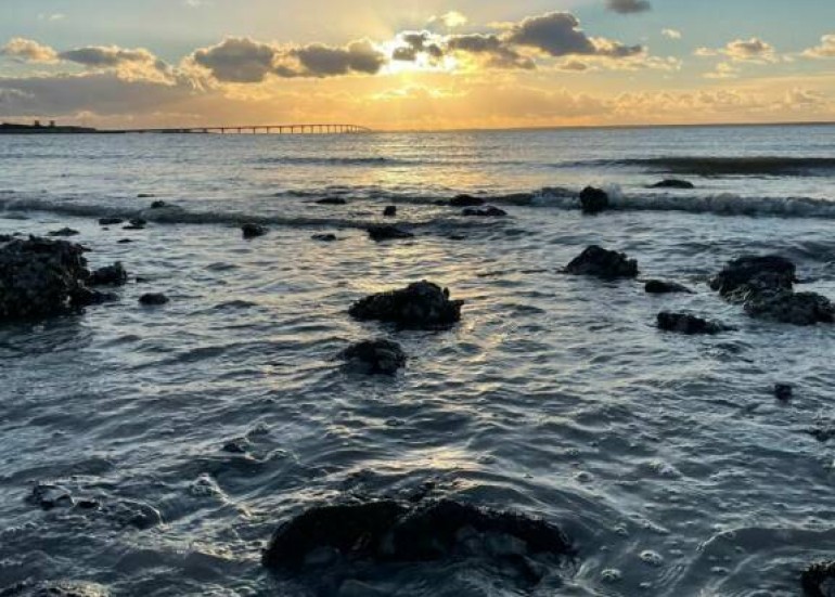 PORT LAUZIERES - Vue