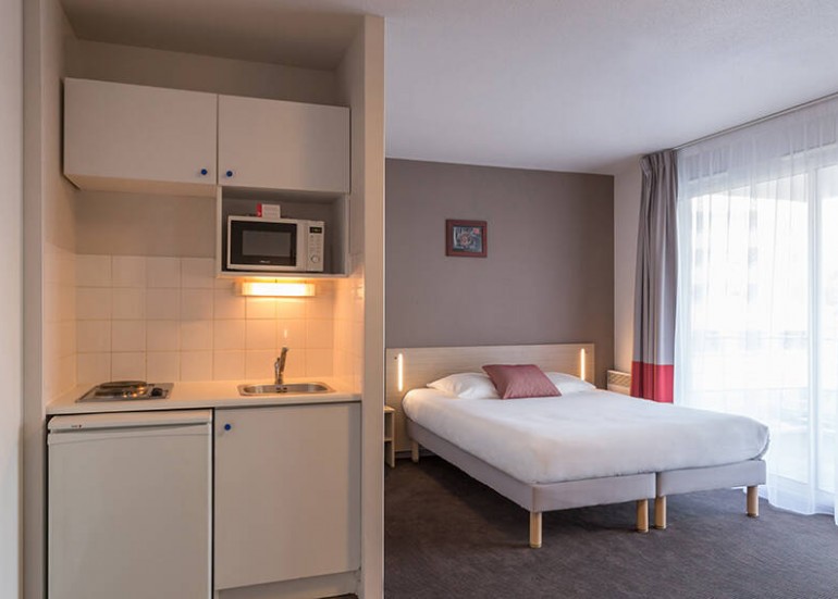 Studio supérieur 25m2 - Appartcity La Rochelle