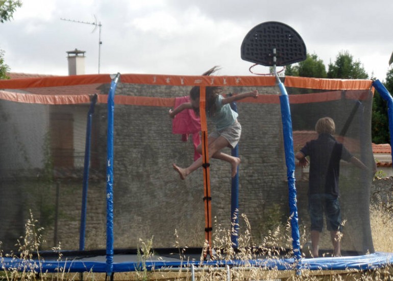 Trampoline