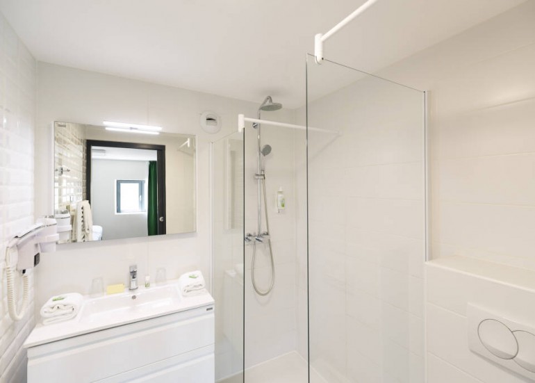 Salle de douche - Chambre confort