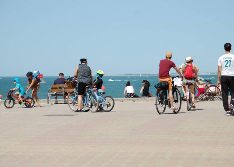 Esplanade de la plage