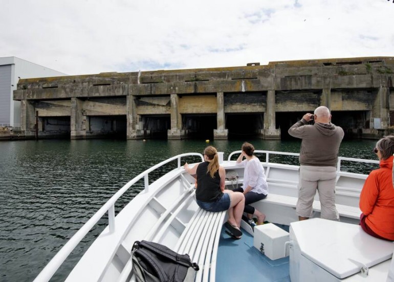 Descubra la base submarina y los tres puertos - Croisières Inter-îles Descubra la base submarina y los tres puertos - Croisières Inter-îles