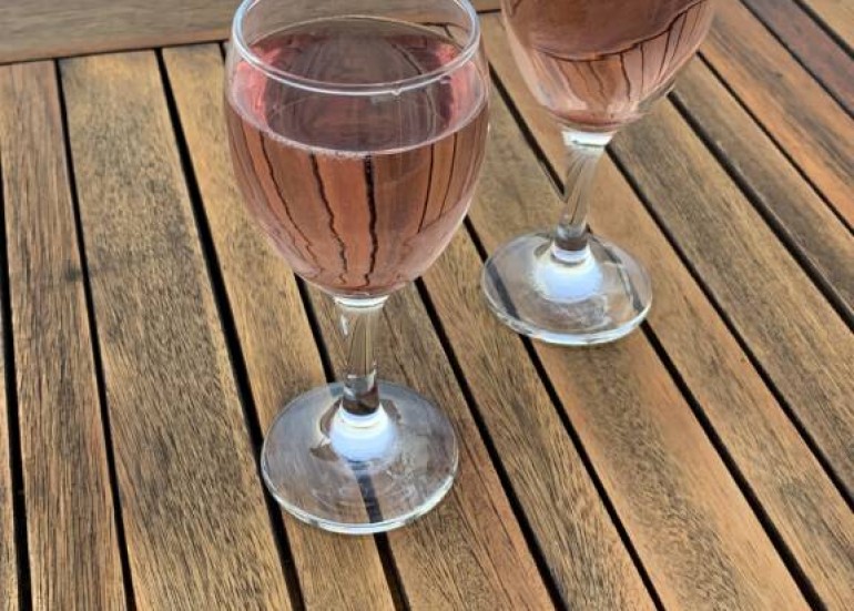 Aperitivo en el agua 18h/20h - Aldabra Yacht Charter Aperitivo en el agua 18h/20h - Aldabra Yacht Charter