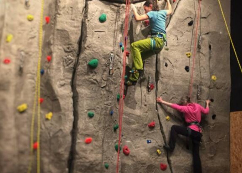 iniciación y práctica de la escalada iniciación y práctica de la escalada