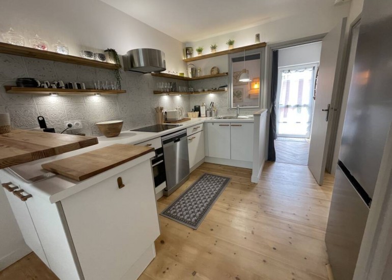 Cuisine City Cottage Vue Vieux Port