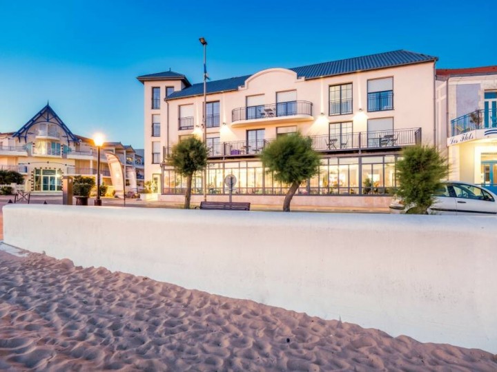 Hôtel les Flots Hôtels en Châtelaillon-Plage - La Rochelle Tourisme