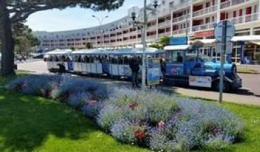 LE PETIT TRAIN DE L'OUEST LE PETIT TRAIN DE L'OUEST
