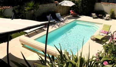 Chambre d'hôtes 6 personnes - La Maison du Baloir LA PISCINE