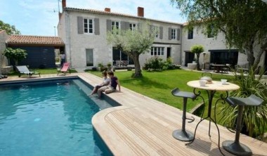Chambre d'hôtes 13 personnes - Un Banc au Soleil Chambre d'hôtes 13 personnes - Un Banc au Soleil
