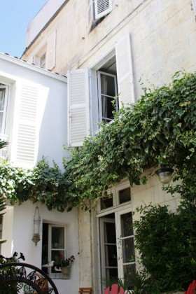 Chambre d'hôtes 8 personnes - Vue sur Cour